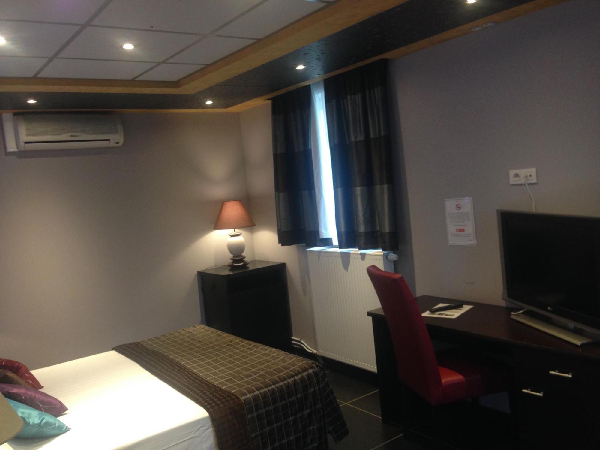 Apparthotel Belle Vue La Louvière Exterior foto